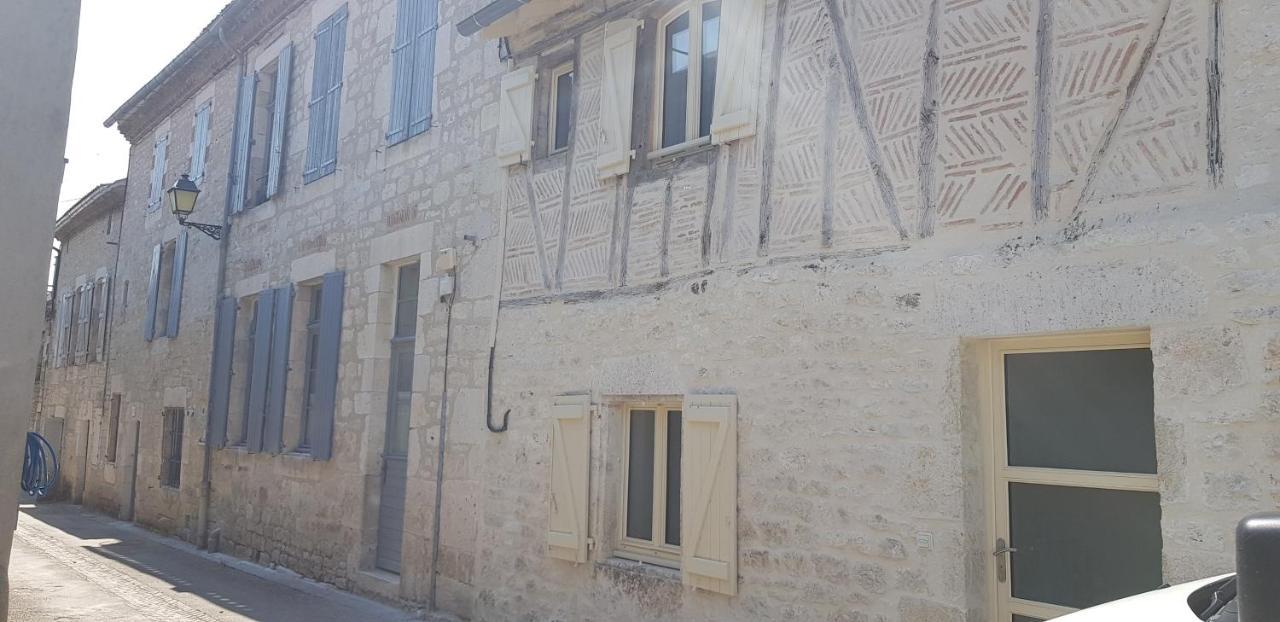 La Cour Saint Louis Castelnau-Montratier Exterior foto